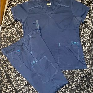 WonderFlex Scrub Set